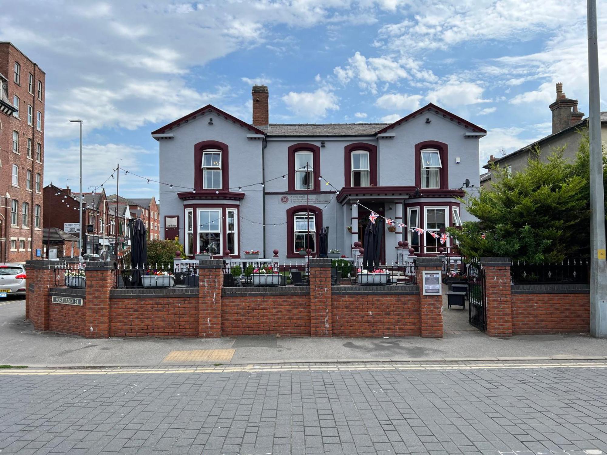 Southport Metro Hotel Εξωτερικό φωτογραφία